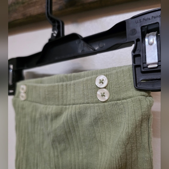 Quinn Olive Green Bloomers - Picture 3 of 4